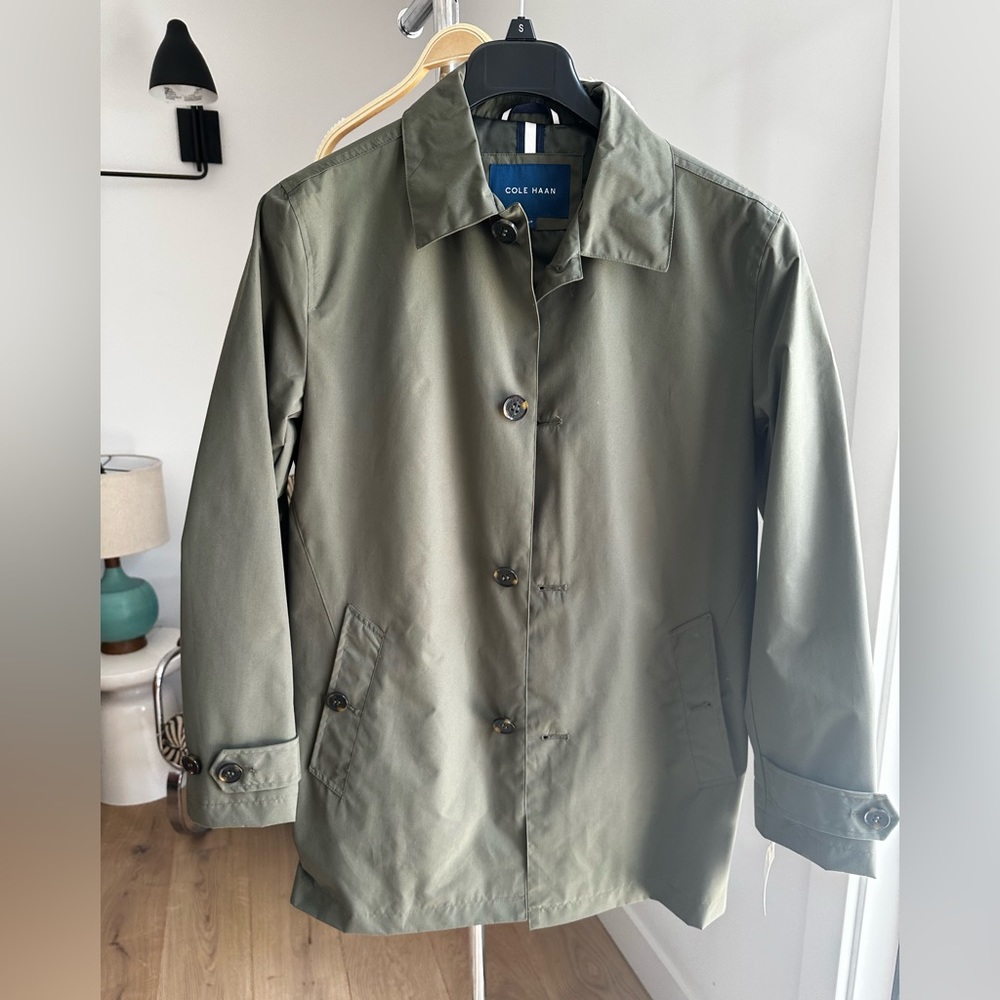 Olive Green Cole Haan Rain Coat/Jacket size Small